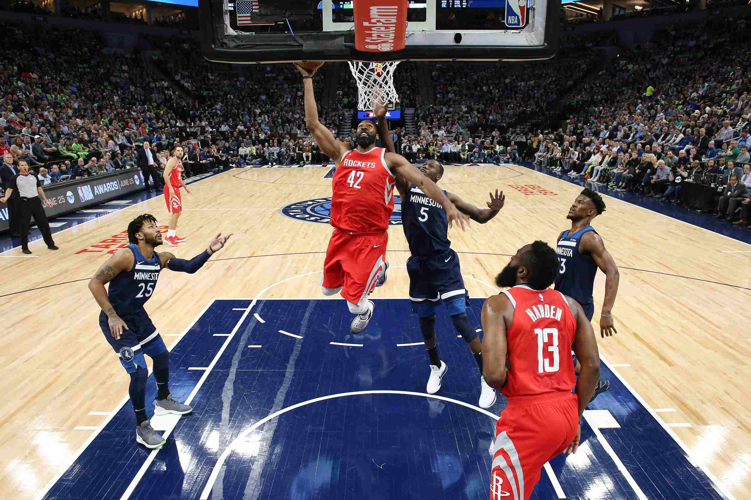 对手后场的 对手后场的